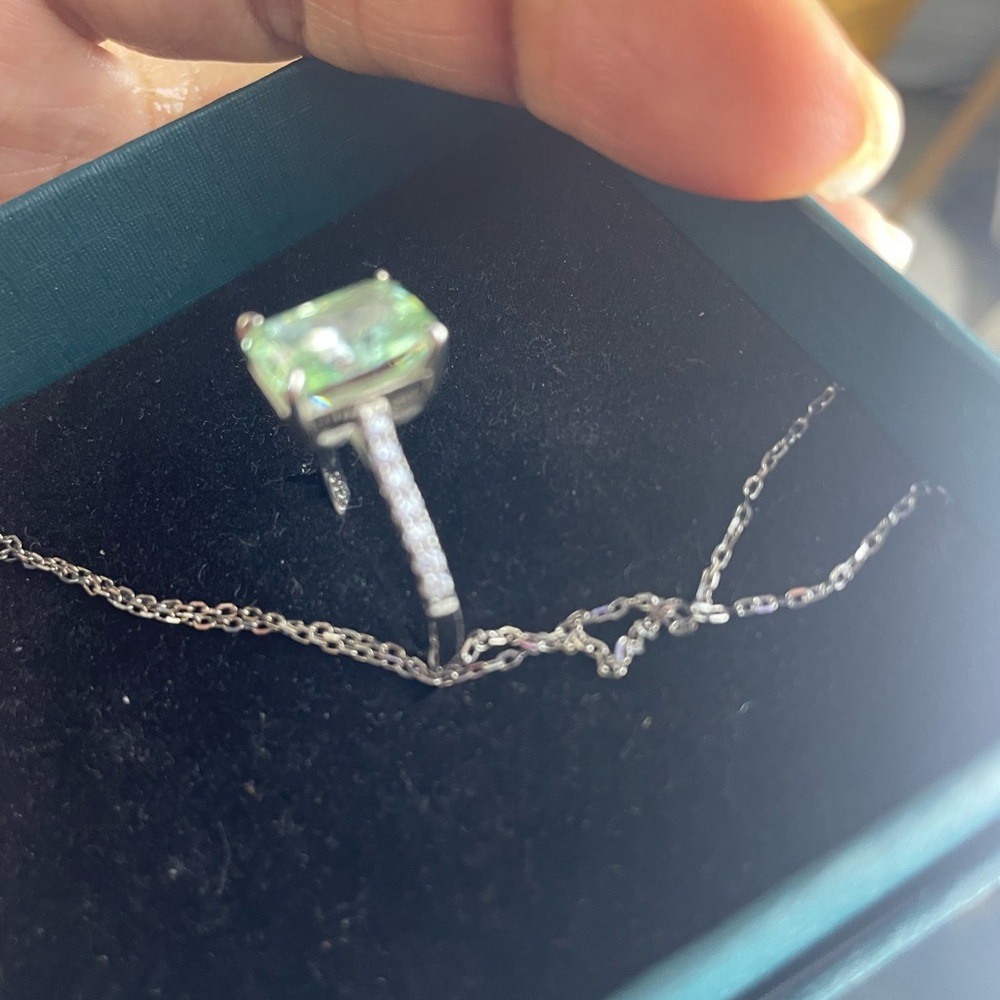 Retail $800 Stamped .925 over platinum or 18k gold Elegant Green Jewelry Set - Picture 4 of 7